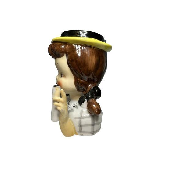 Vintage Napco pigtail umbrella girl ceramic vase - Picture 4 of 13